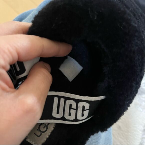 UGG Fluff Yeah Slide Sandal in Black 10 - Picture 10 of 12